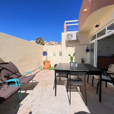 La Bella Escondida Piscina Campo De Golf Solarium Y Parking En Centro Historico Apartment มาลากา ภายนอก รูปภาพ