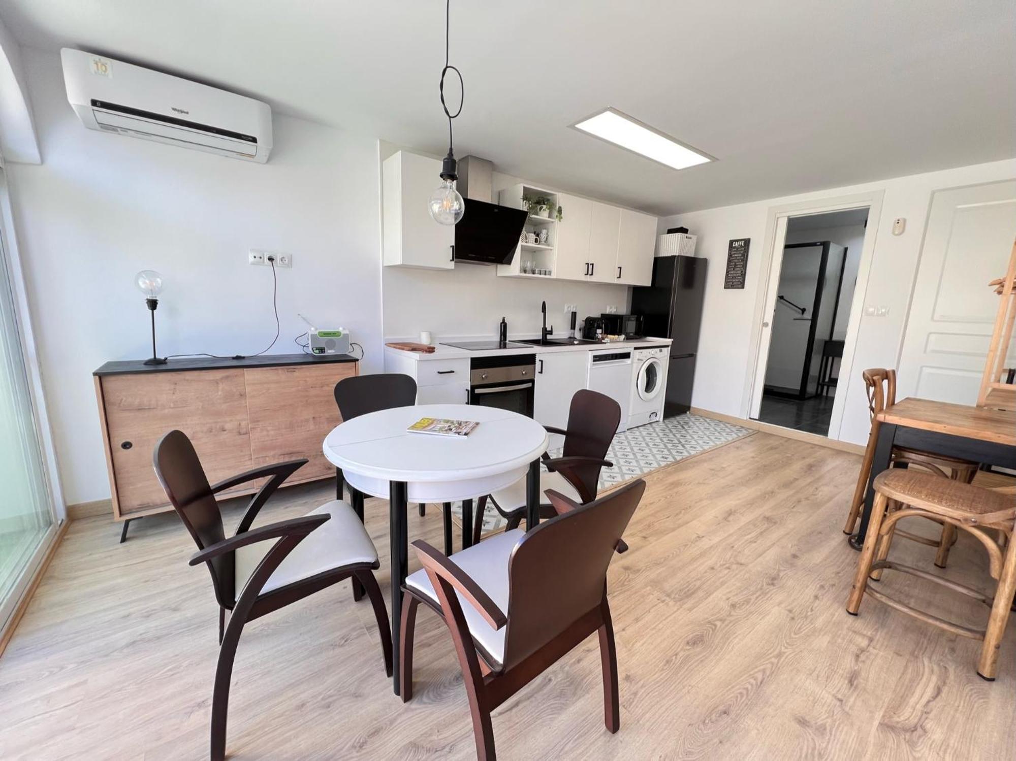La Bella Escondida Piscina Campo De Golf Solarium Y Parking En Centro Historico Apartment มาลากา ภายนอก รูปภาพ
